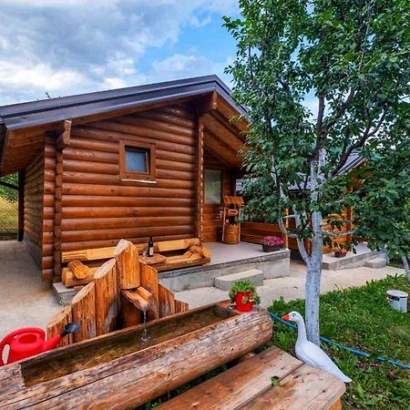 Holiday Bungalows With Pool Plav Eksteriør bilde